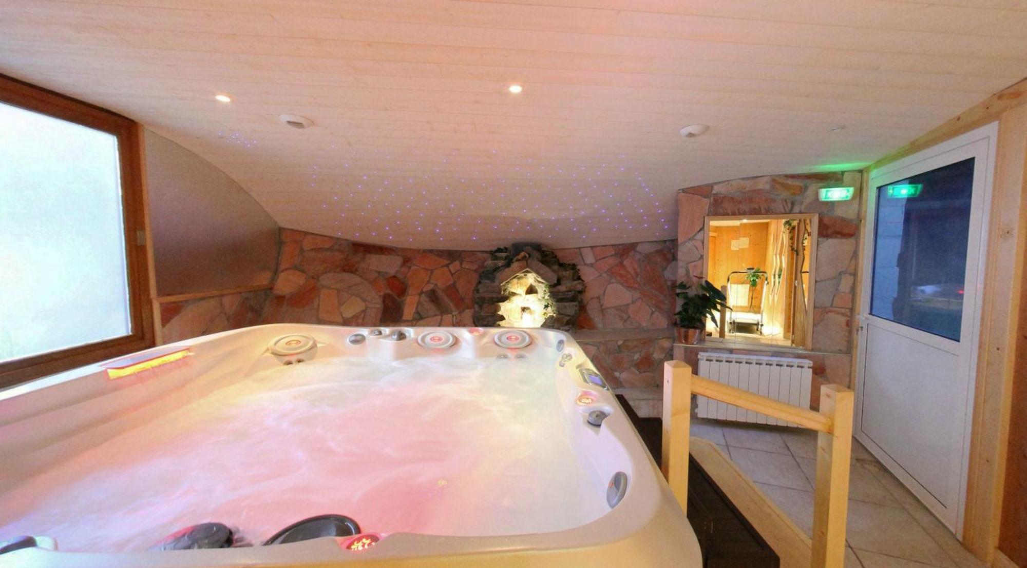 Hotel Les Chalets Brides-les-Bains Ngoại thất bức ảnh