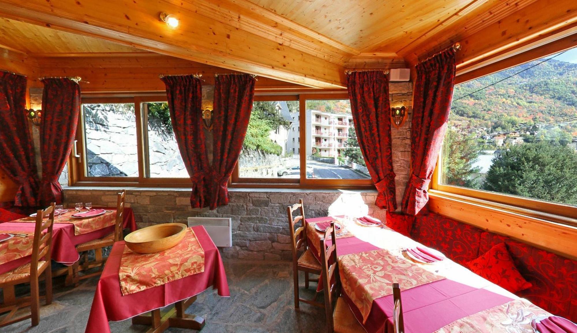 Hotel Les Chalets Brides-les-Bains Ngoại thất bức ảnh